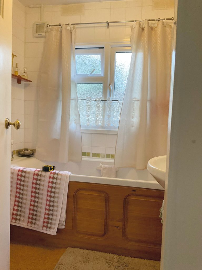 Park Home Adapted Bathroom, Mrs Kidby of West Sussex
